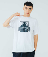 Load image into Gallery viewer, XLARGE x D*FACE S/S TEE OG