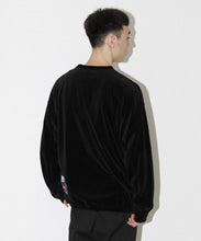 Load image into Gallery viewer, ADDICT LOGO EMBROIDERY VELOUR CREWNECK