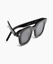 Load image into Gallery viewer, XL x AKILA APOLLO BLACK