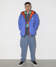 Load image into Gallery viewer, REVERSIBLE HOODED CAMO JACKET
