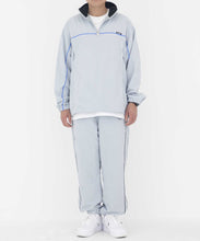 Load image into Gallery viewer, HALF ZIP NYLON PULLOVER JACKET
