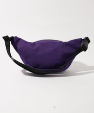 Load image into Gallery viewer, PATCHED WAIST BAG
