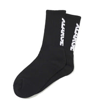 Load image into Gallery viewer, STANDARD LOGO 2 MIDDLE SOCKS
