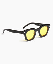 Load image into Gallery viewer, XL x AKILA APOLLO YELLOW LENS
