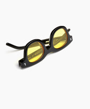 Load image into Gallery viewer, XL x AKILA APOLLO YELLOW LENS
